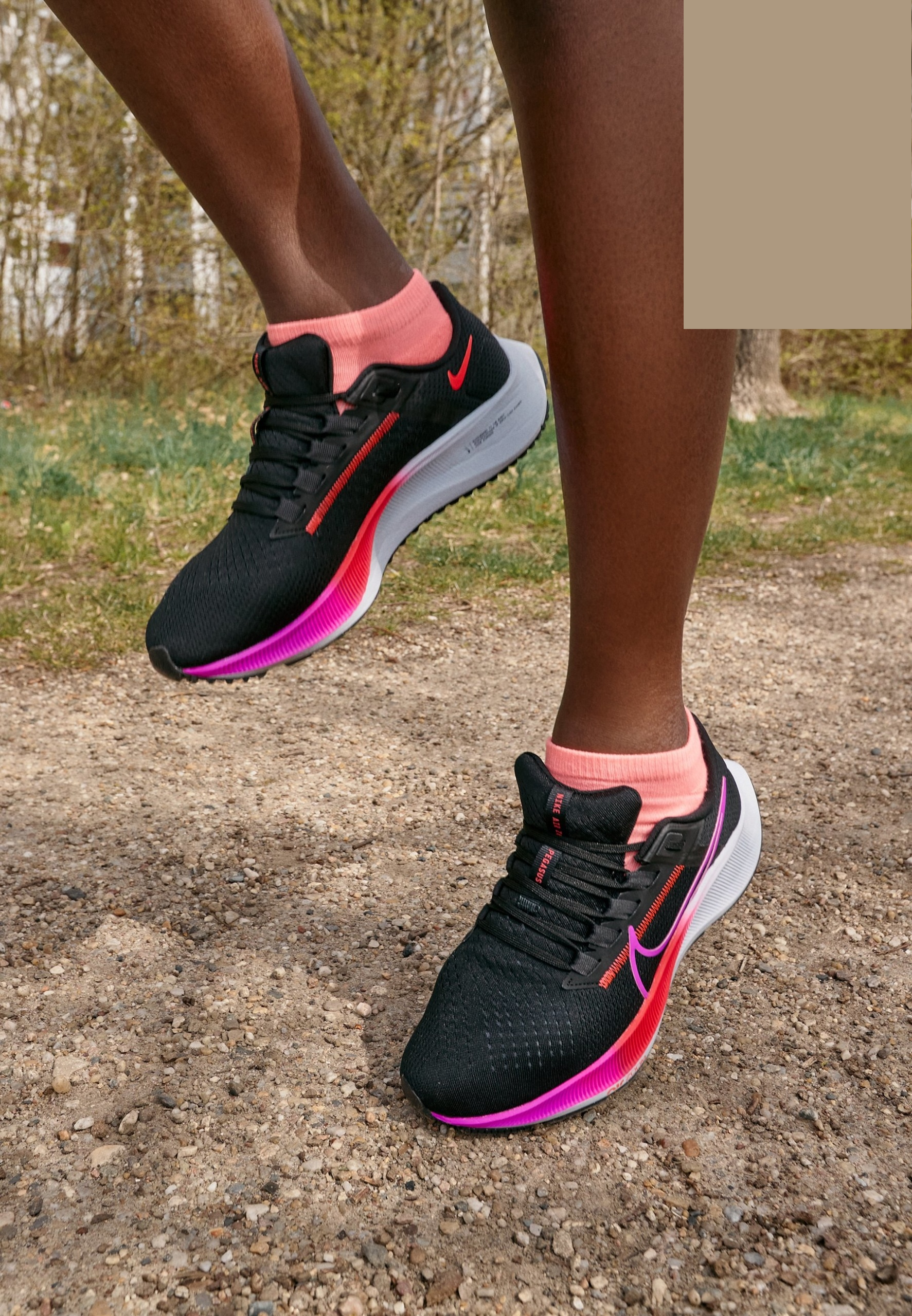 Фото № 2 с приближением к товару «‎Nike Air Zoom Pegasus 38»