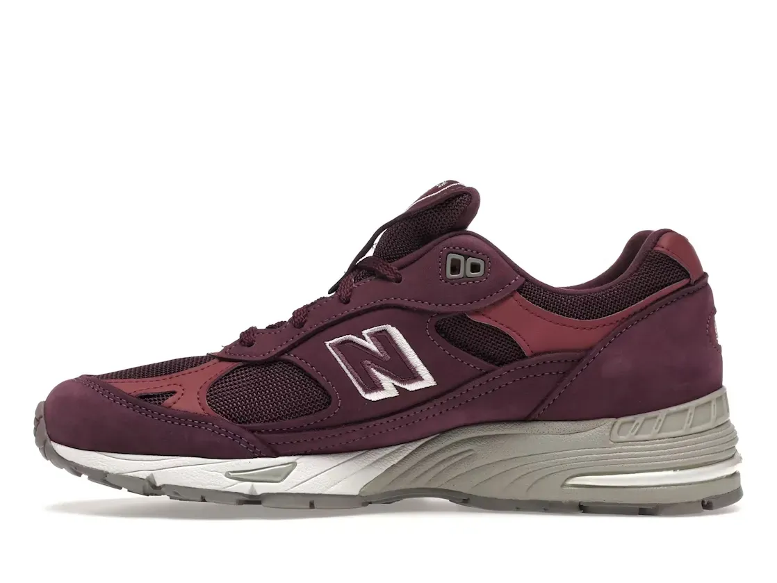 Фото № 3 с приближением к товару «‎New Balance 991»