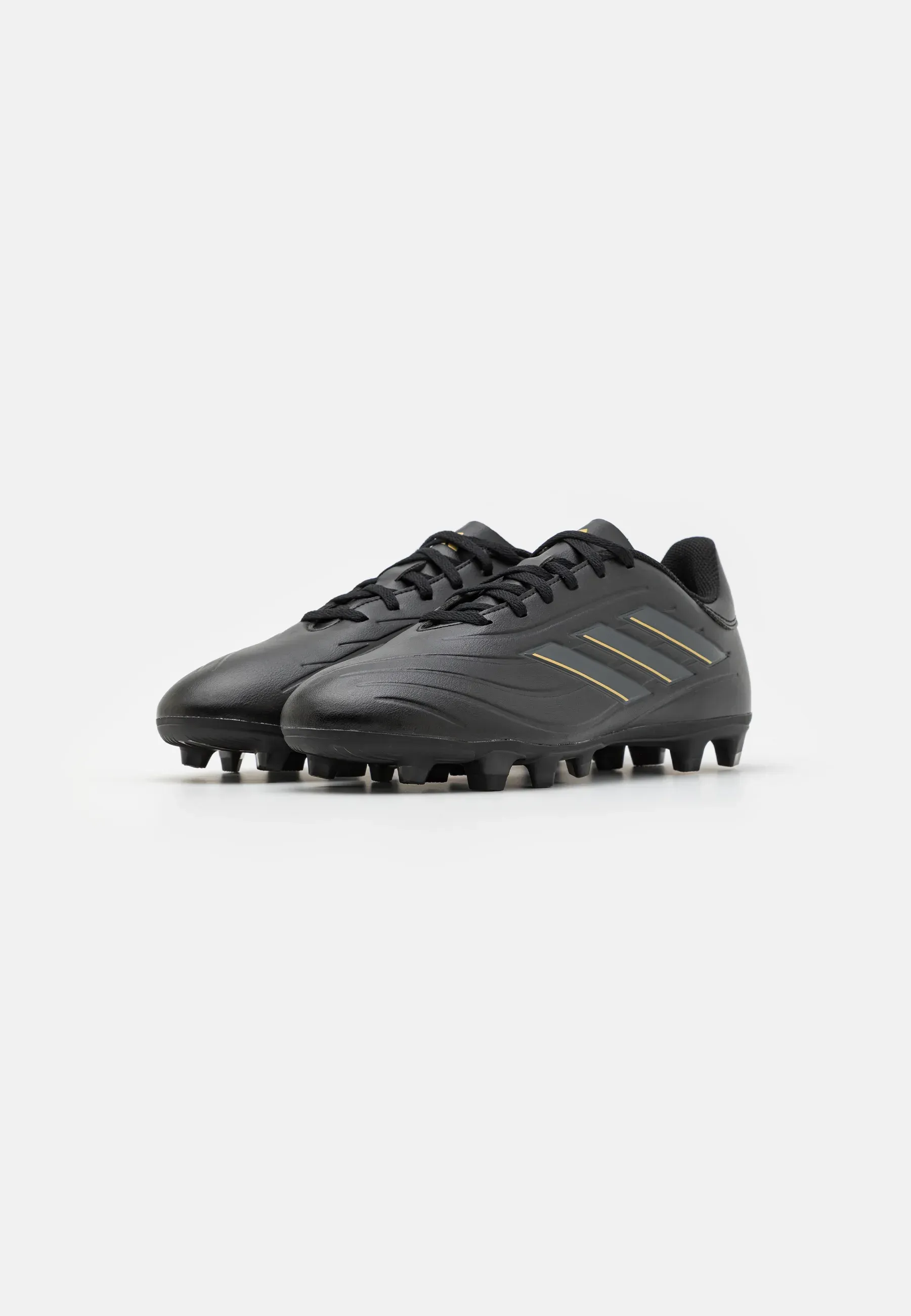 Фото № 2 с приближением к товару «‎COPA PURE 2.0 CLUB FLEXIBLE GROUND»