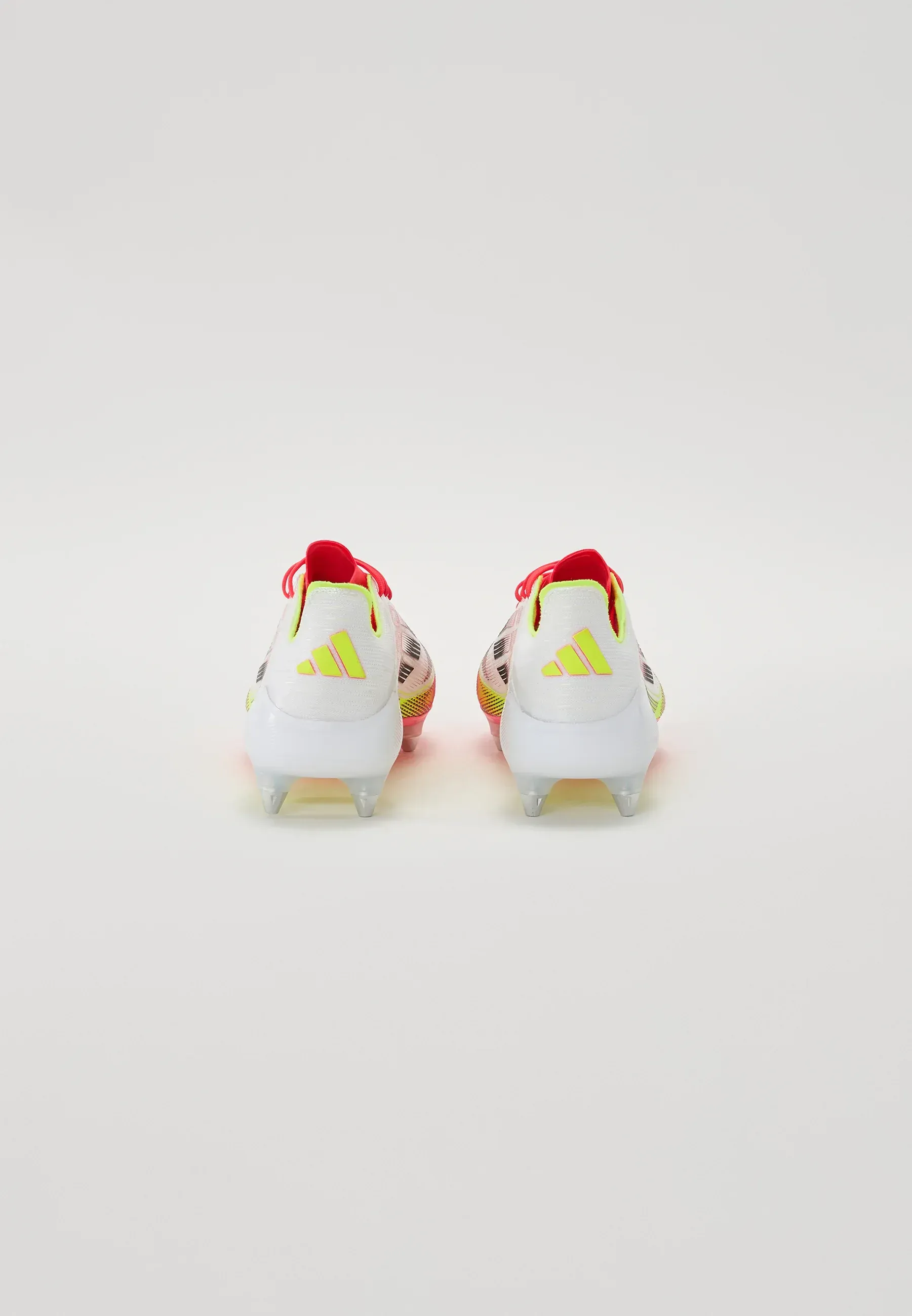 Фото № 3 с приближением к товару «‎F50 ELITE SOFT GROUND»