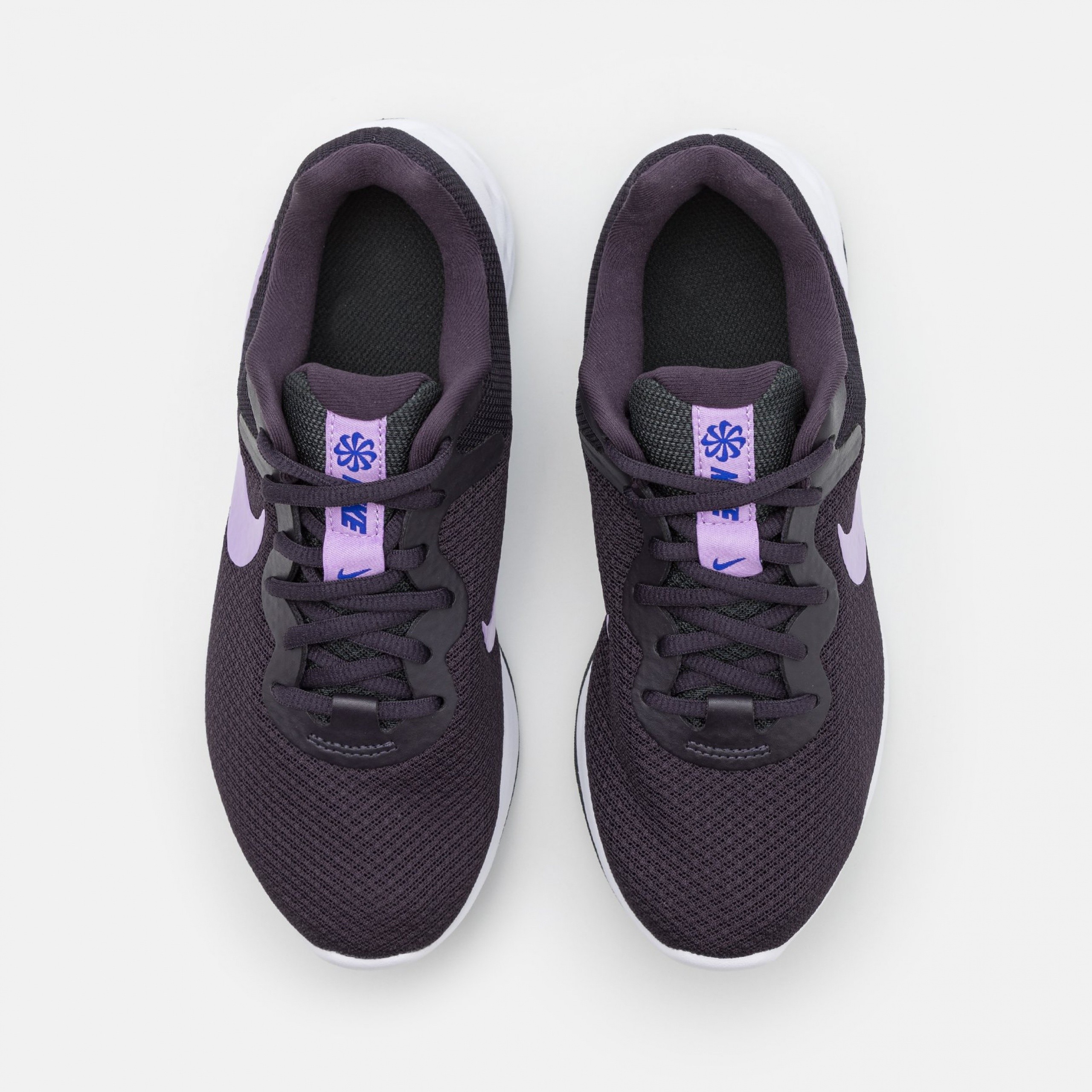 Фото № 3 с приближением к товару «‎Nike Revolution 6 NN»