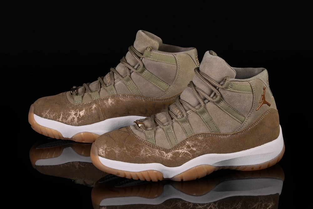 Фото № 5 с приближением к товару «‎Nike Air Jordan 11 Retro Wmns Lux»