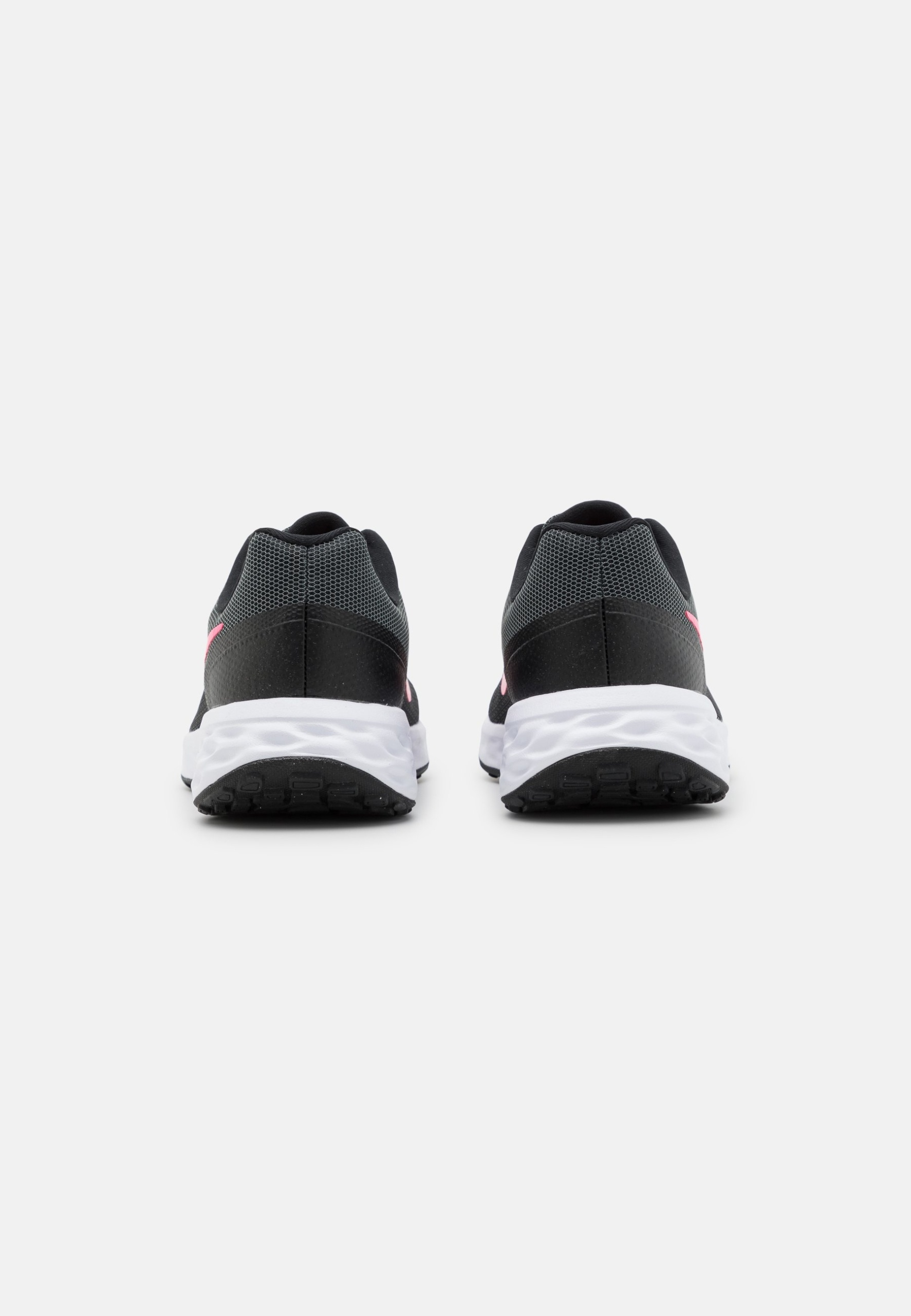 Фото № 2 с приближением к товару «‎Nike Revolution 6»