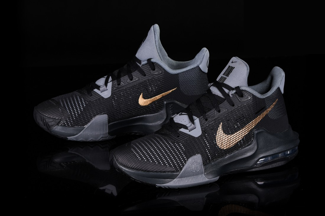 Фото № 3 с приближением к товару «‎Nike Air Max Impact 3»