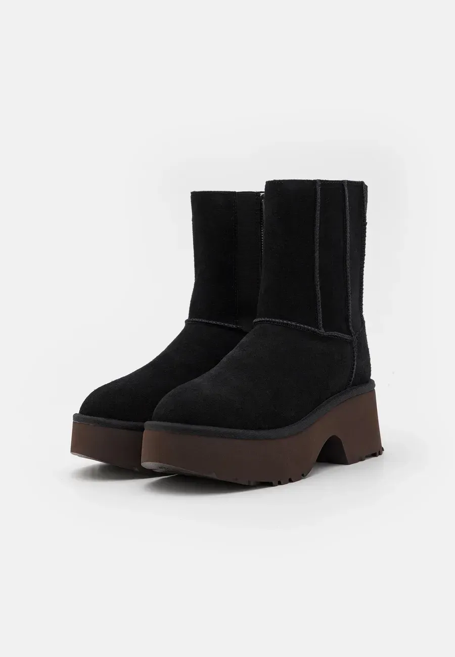 Фото № 4 с приближением к товару «‎CLASSIC TWIN SEAM NEW HEIGHTS»