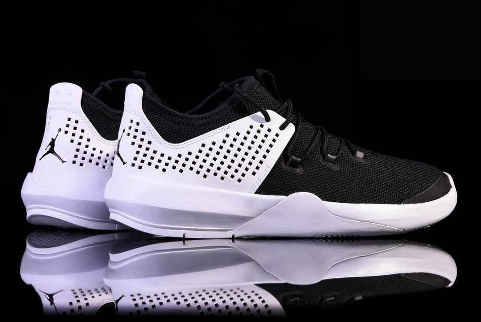 Фото № 2 с приближением к товару «‎Nike Air Jordan Express Oreo »