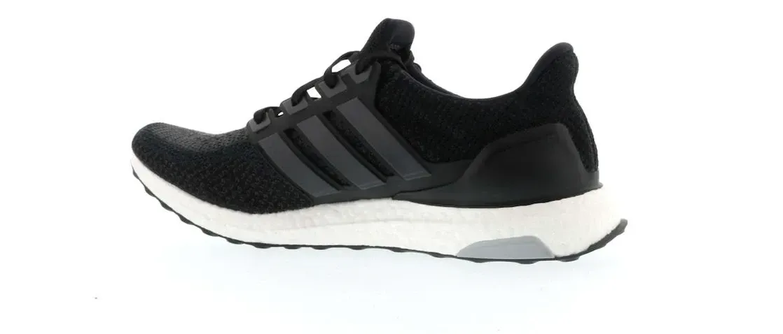 Фото № 3 с приближением к товару «‎adidas Ultra Boost 2.0 Core Black White»