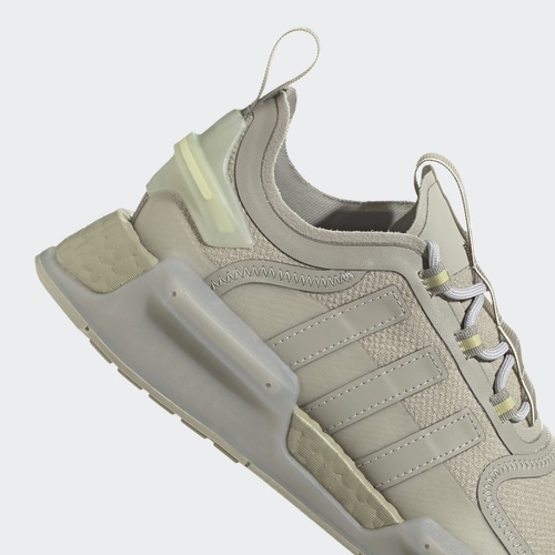 Фото № 5 с приближением к товару «‎Adidas Nmd_v3»