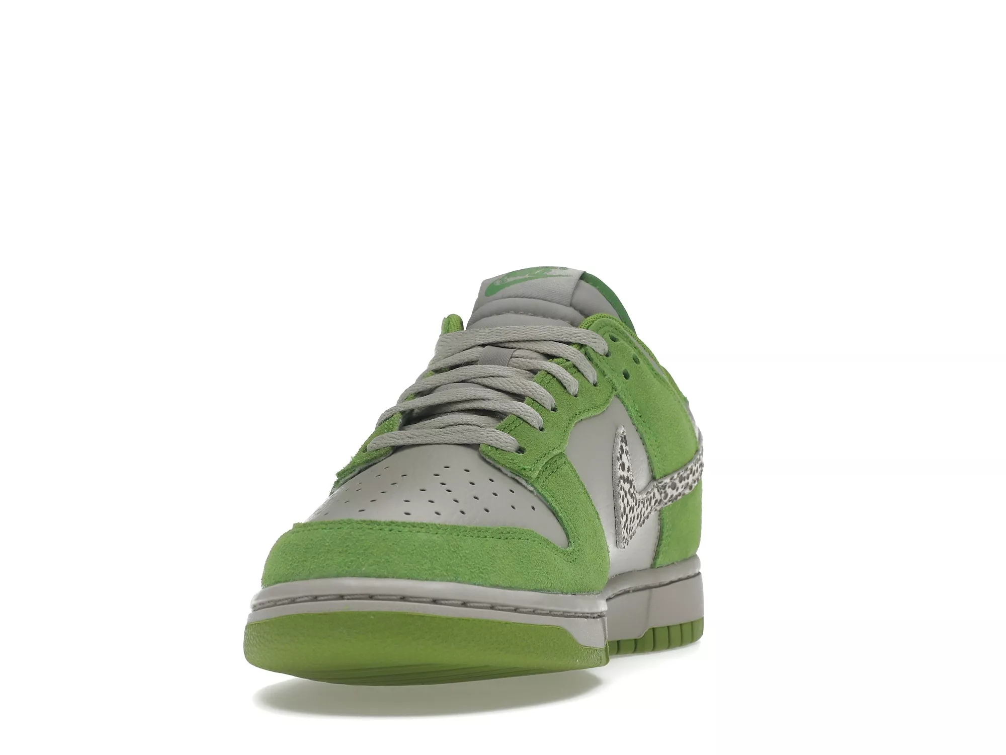 Фото № 4 с приближением к товару «‎Nike Dunk Low AS Safari Swoosh Chlorophyll»