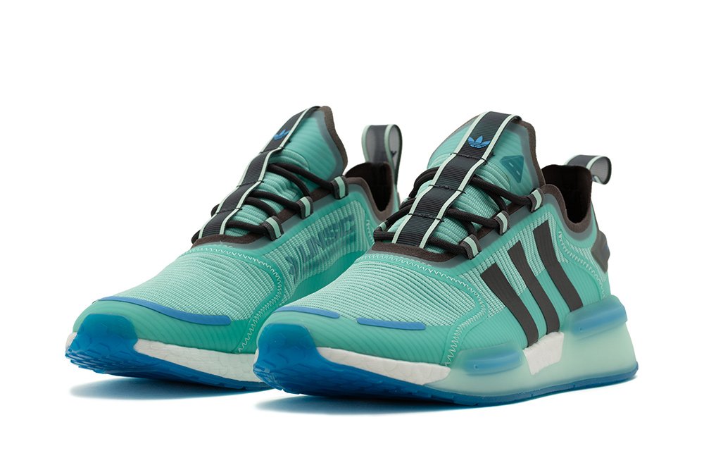 Фото № 3 с приближением к товару «‎Adidas BY Xbox Nmd V3 «ice»