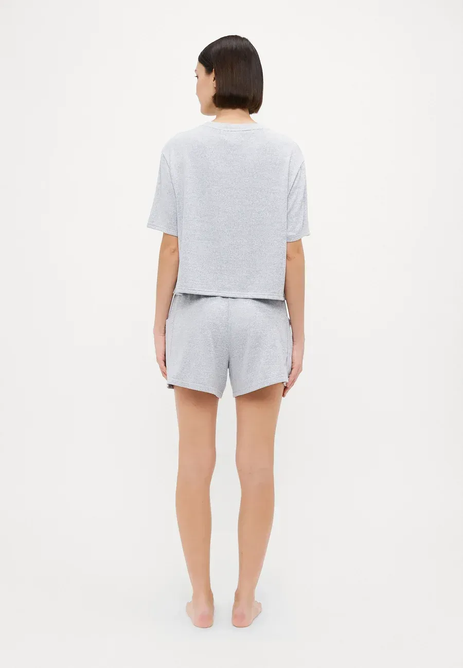 Фото № 3 с приближением к товару «‎EMARYLD SHORT »