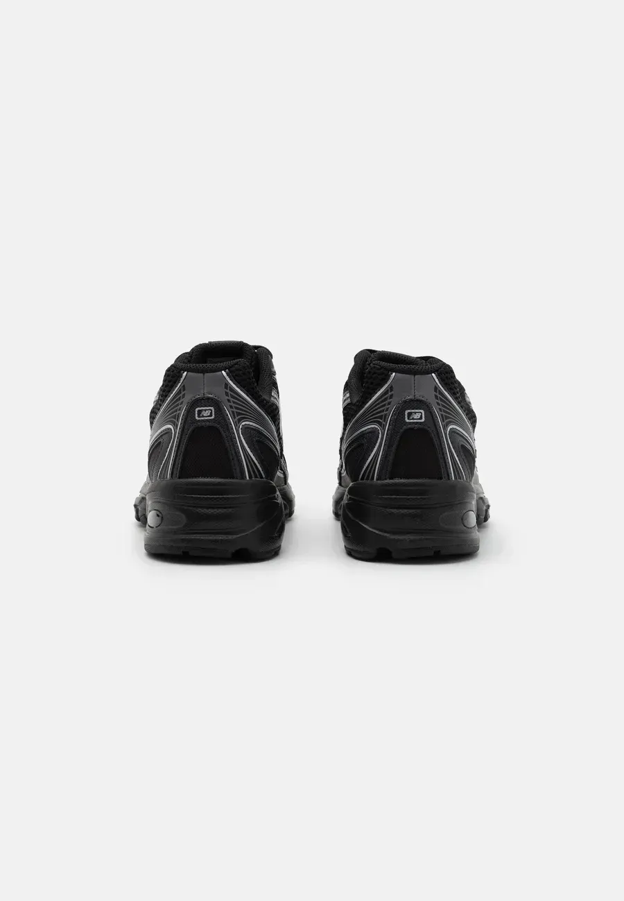 Фото № 3 с приближением к товару «‎U740 UNISEX»