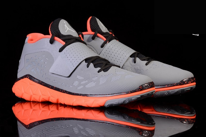 Фото № 3 с приближением к товару «‎Nike Air Jordan Flight Flex Trainer 2 Wolf »