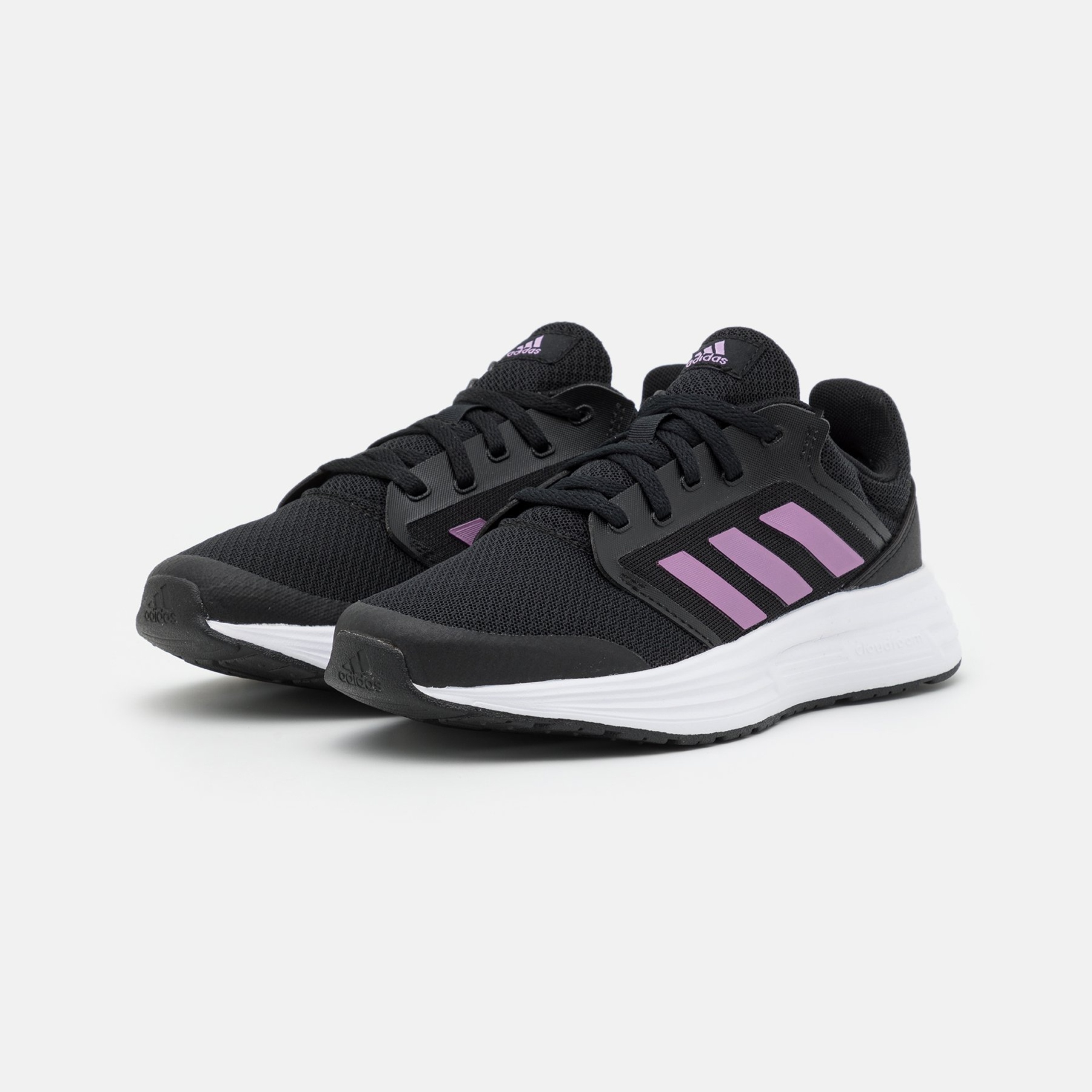 Фото № 2 с приближением к товару «‎Adidas Galaxy 5»