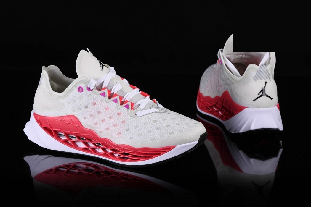 Фото № 2 с приближением к товару «‎Nike Air Jordan Zoom Ultimate Flash Crimson »
