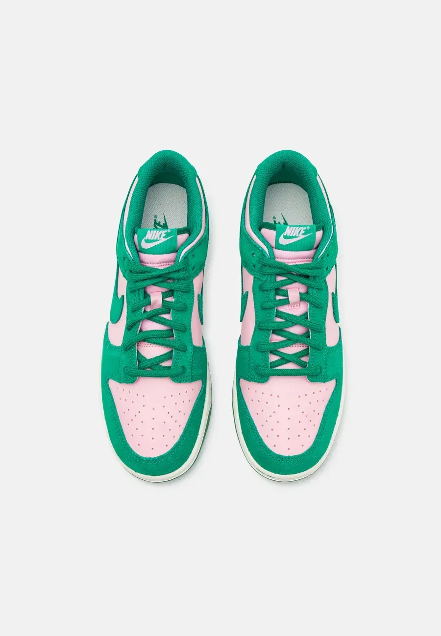 Фото № 4 с приближением к товару «‎DUNK LOW RETRO SE UNISEX»