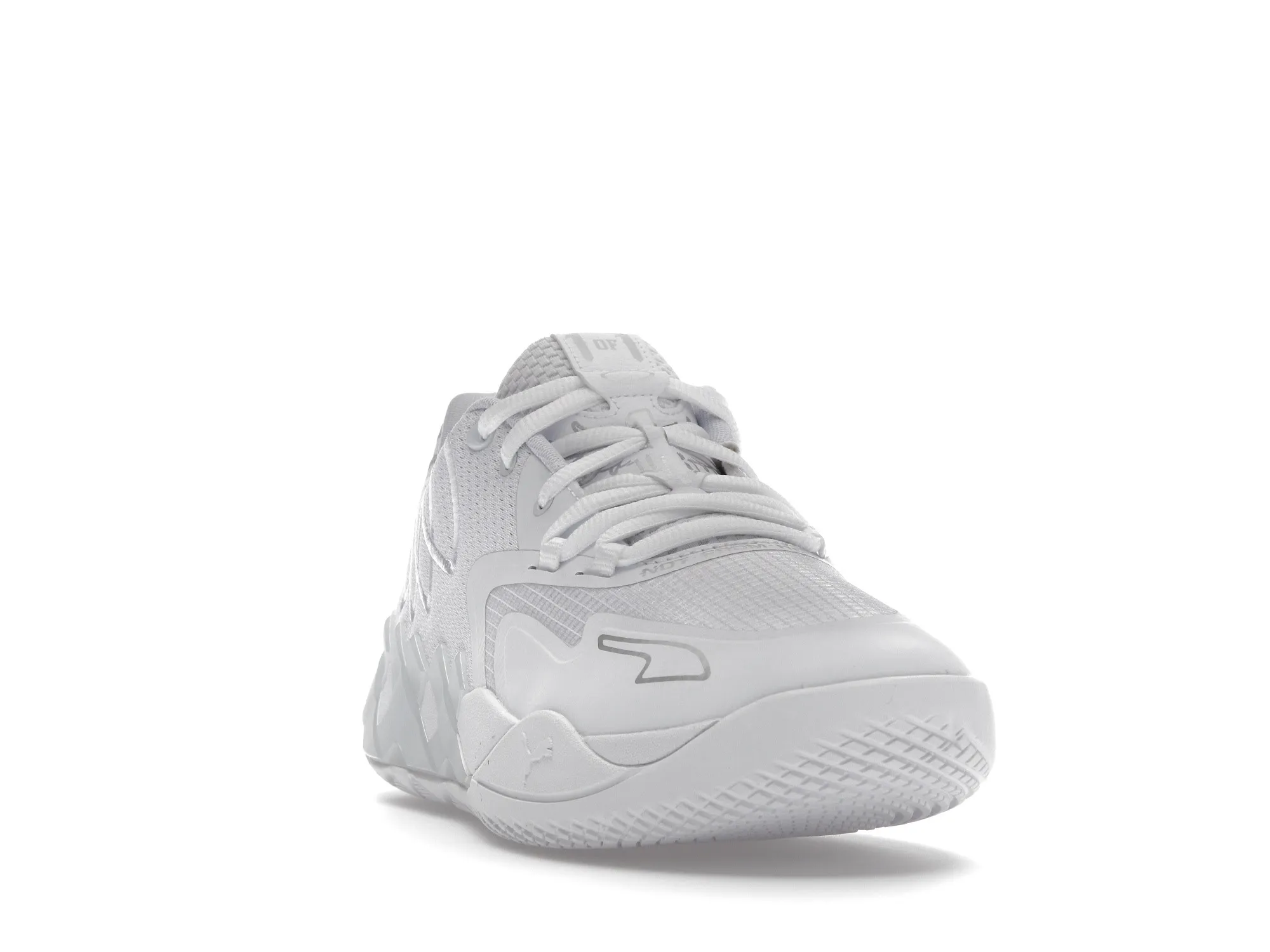 Фото № 6 с приближением к товару «‎Puma LaMelo Ball MB.01 White Silver»