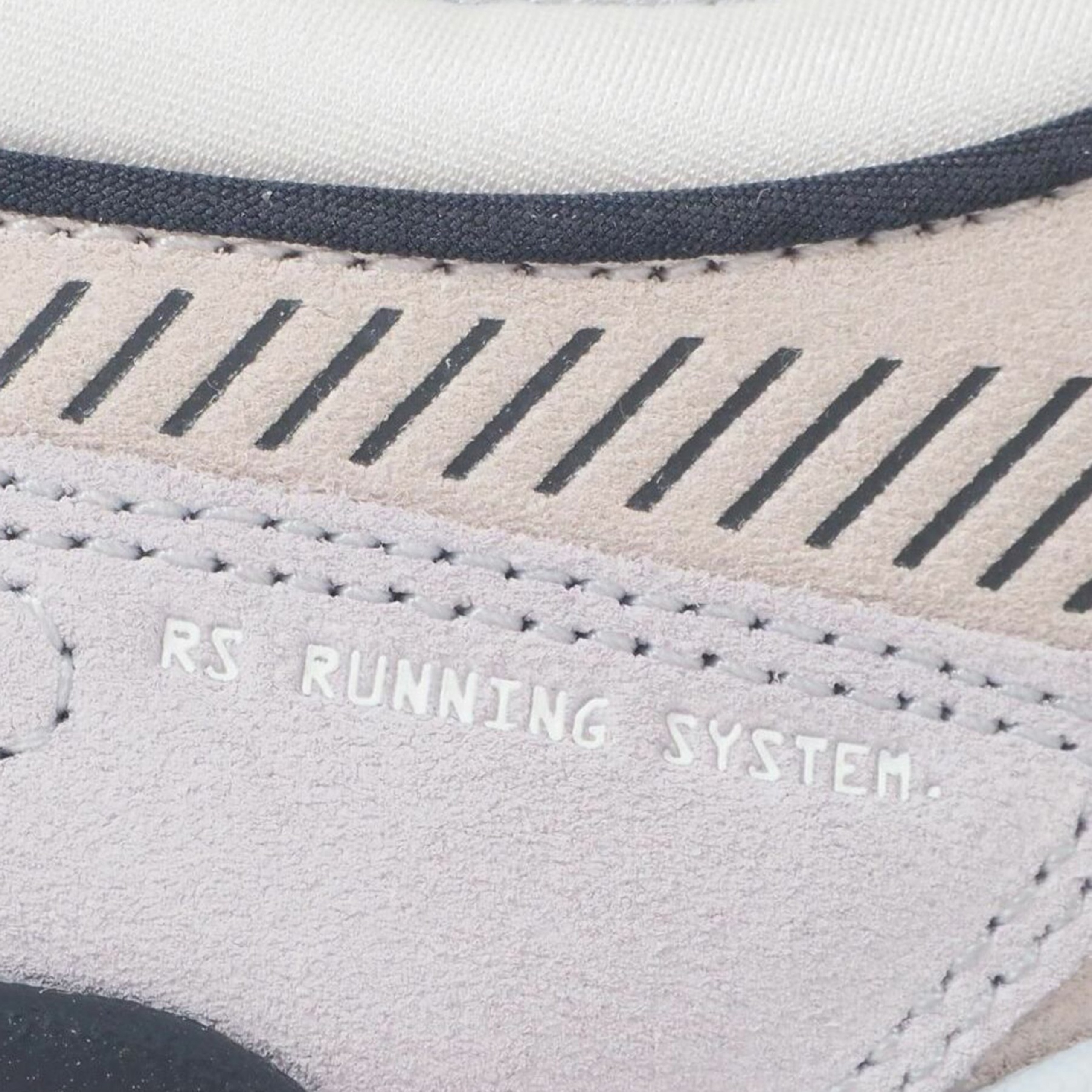 Фото № 4 с приближением к товару «‎Puma Rs-X Reinvent Nimbus Cloud »