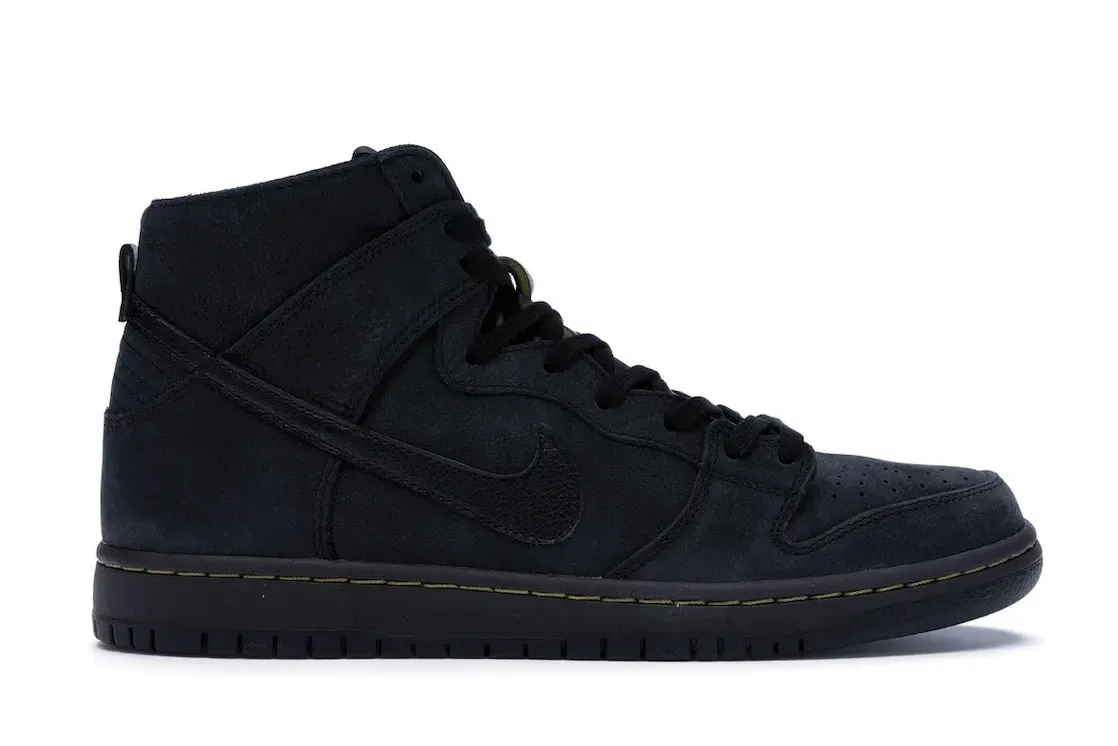 Фото № 1 с приближением к товару «‎Nike SB Dunk High Deconstructed Doc Martens»