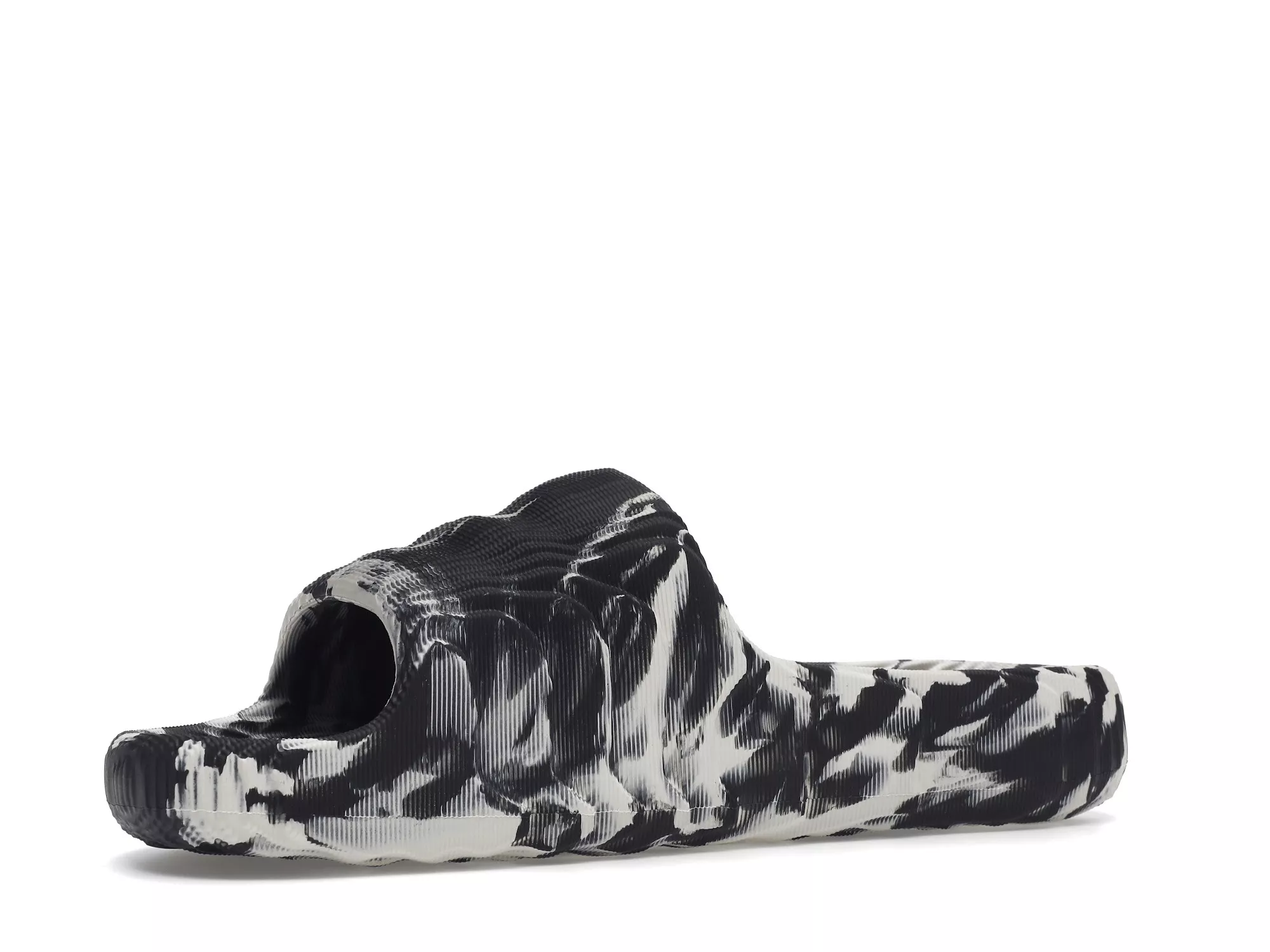 Фото № 2 с приближением к товару «‎adidas Adilette 22 Slides Carbon Aluminum»