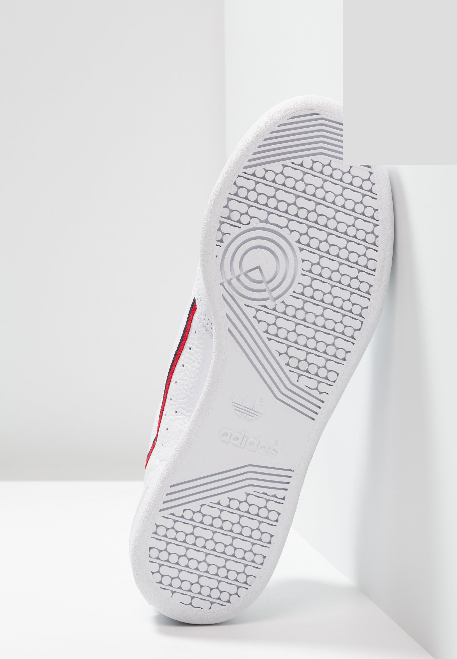 Фото № 5 с приближением к товару «‎Adidas Continental 80 Skateboard Shoes »