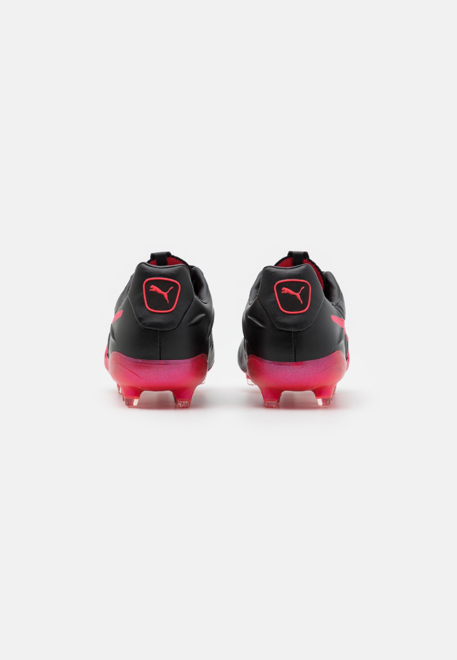 Фото № 3 с приближением к товару «‎Puma King Platinum 21 Fg/ag»