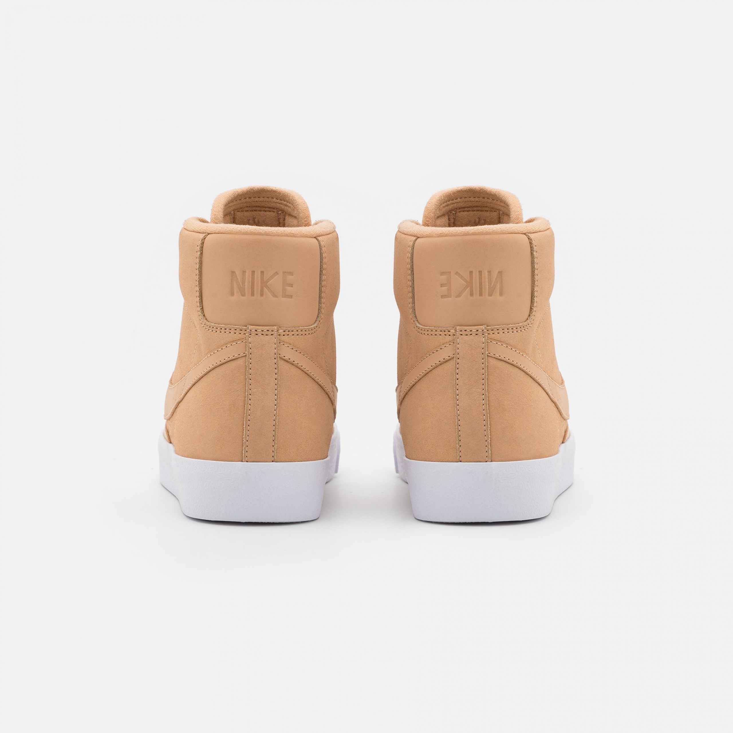 Фото № 4 с приближением к товару «‎Nike W Blazer Prm »