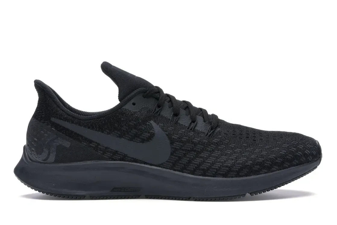 Фото № 1 с приближением к товару «‎Nike Air Zoom Pegasus 35 Triple Black»