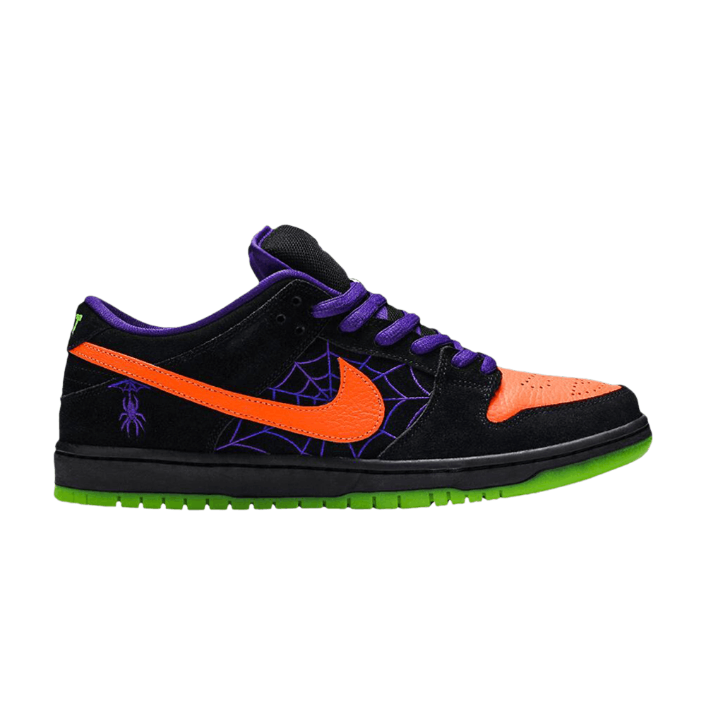 Nike Dunk Low SB Night of Mischief Special Box