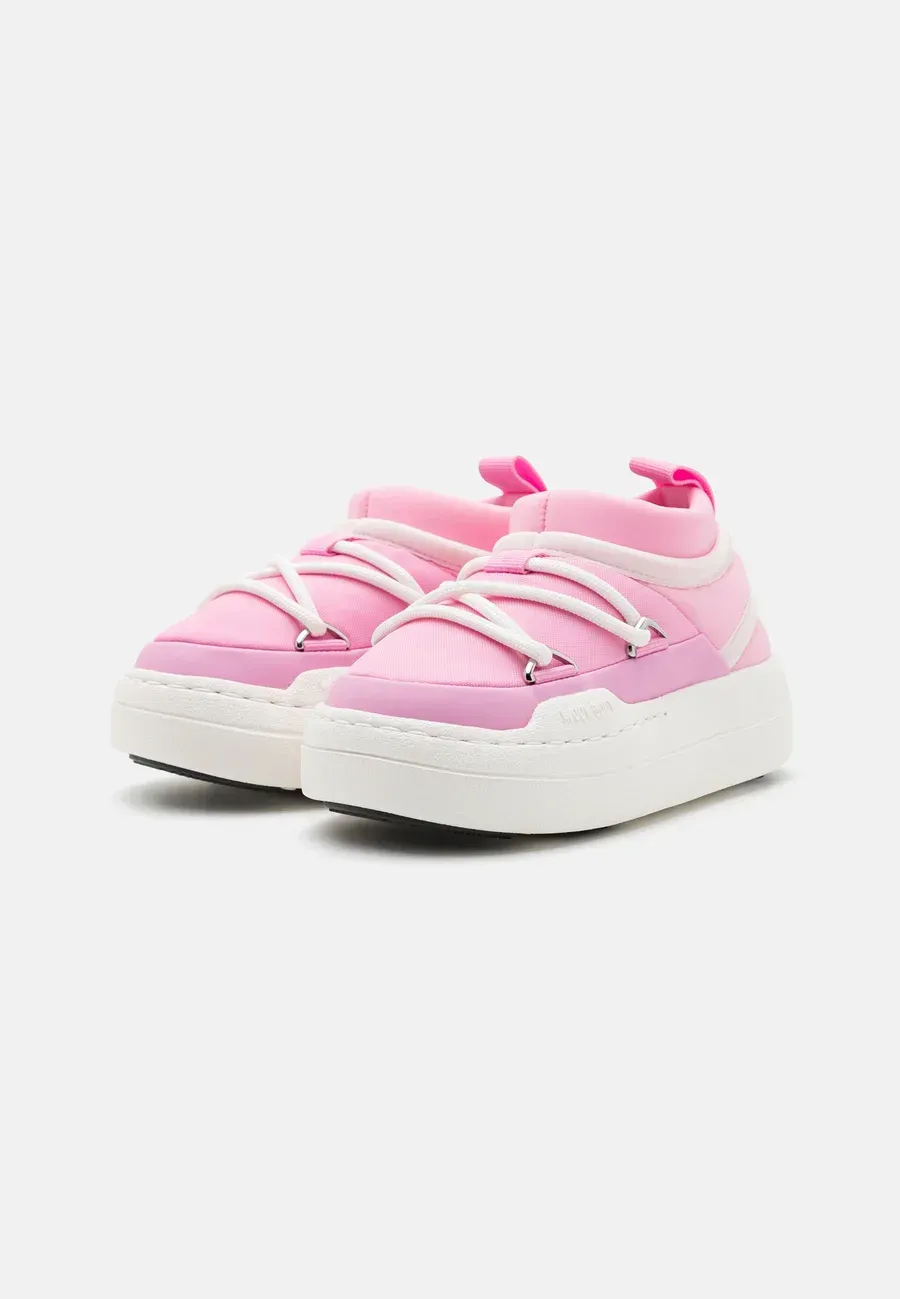 Фото № 2 с приближением к товару «‎JR PARK ICON UNISEX»