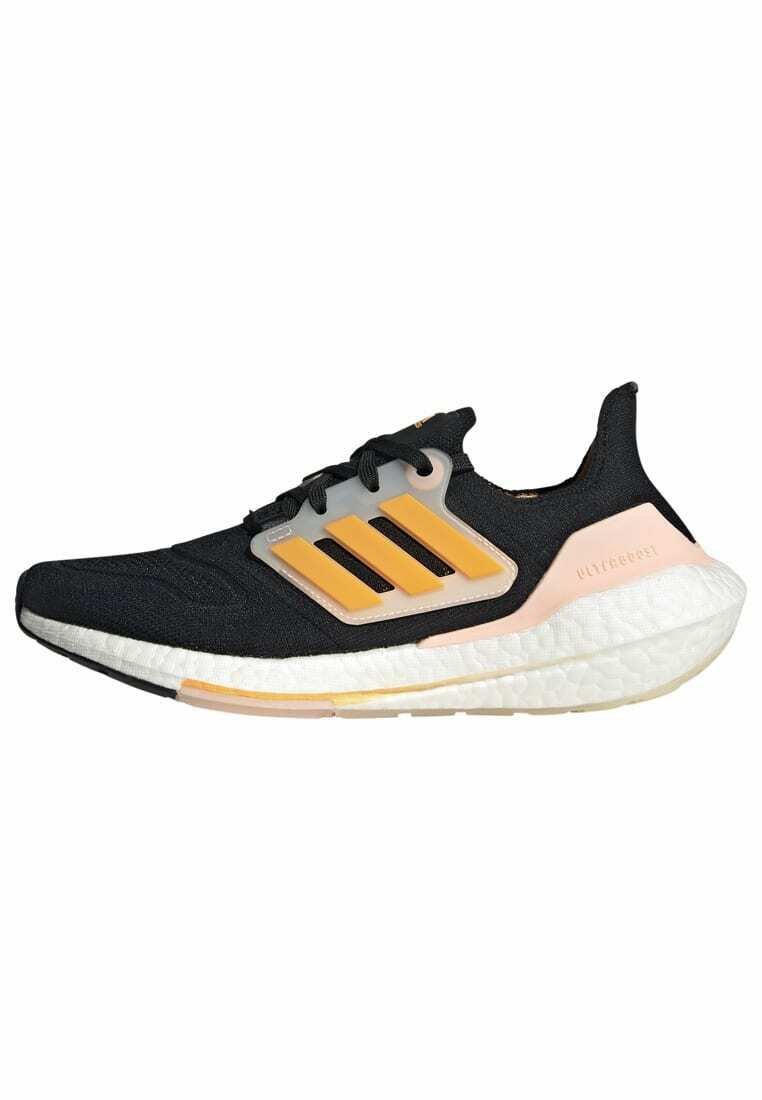Фото № 1 с приближением к товару «‎Adidas Ultraboost 22»