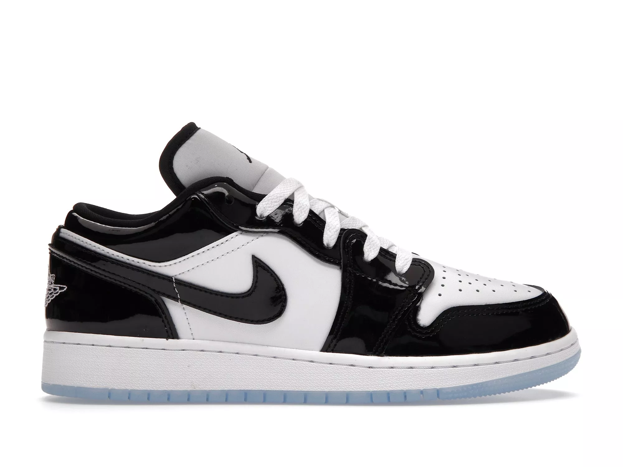 Фото № 1 с приближением к товару «‎Jordan 1 Low SE Concord »