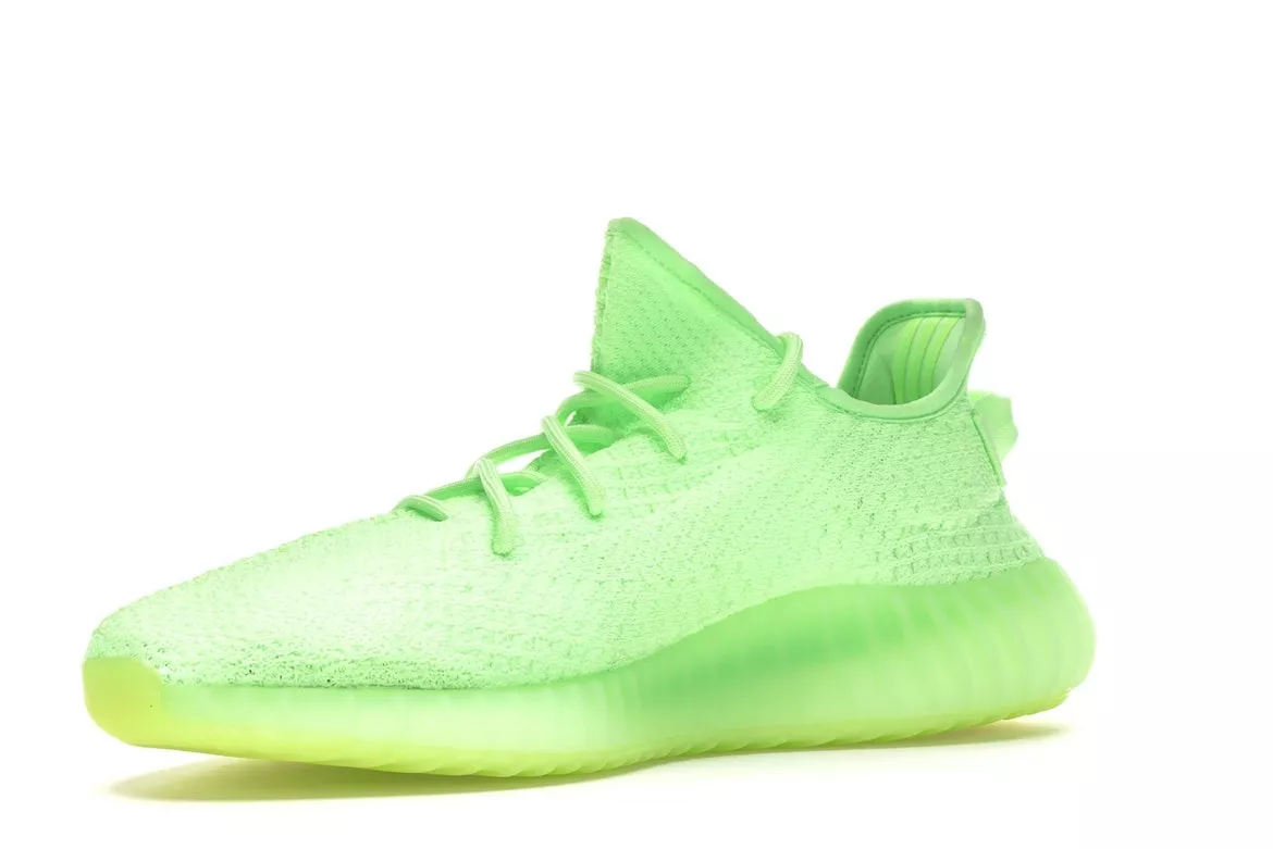 Фото № 2 с приближением к товару «‎adidas Yeezy Boost 350 V2 Glow»