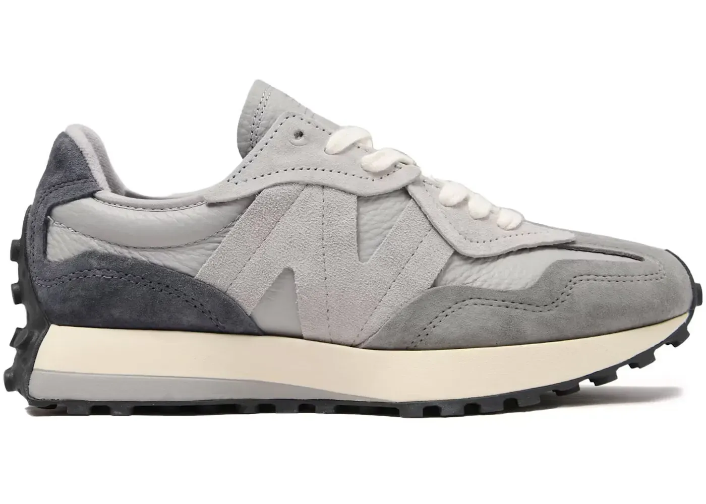 New Balance 327