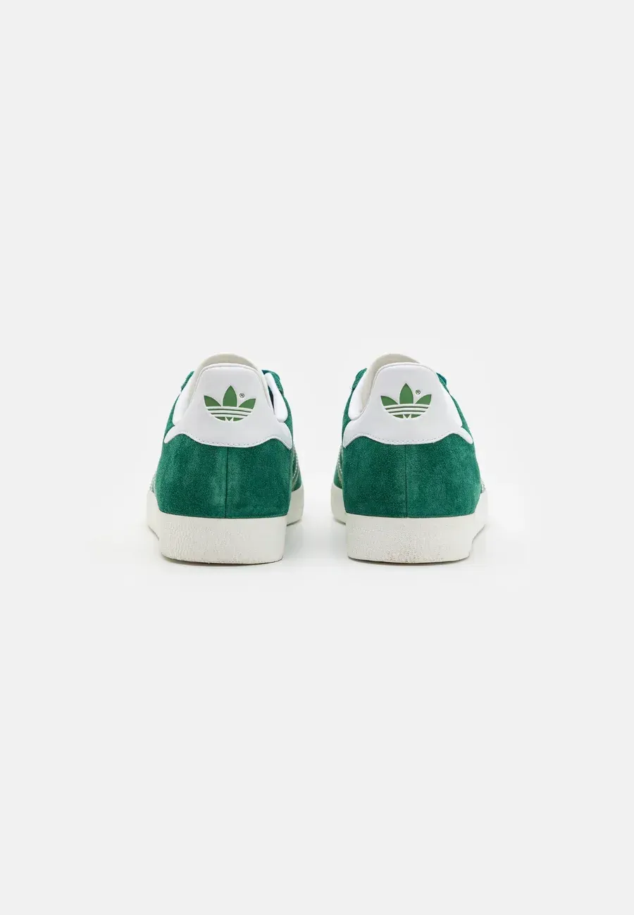 Фото № 3 с приближением к товару «‎GAZELLE»