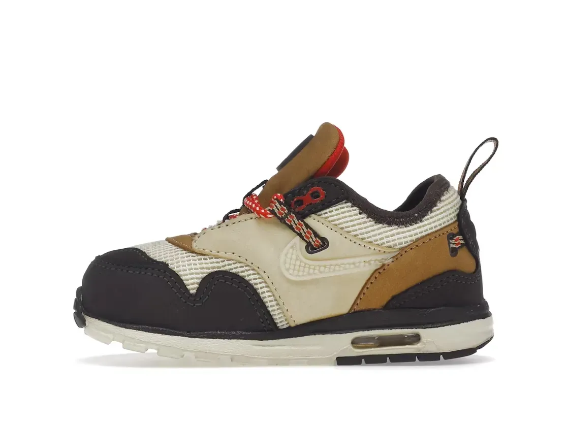 Фото № 3 с приближением к товару «‎Nike Air Max 1»