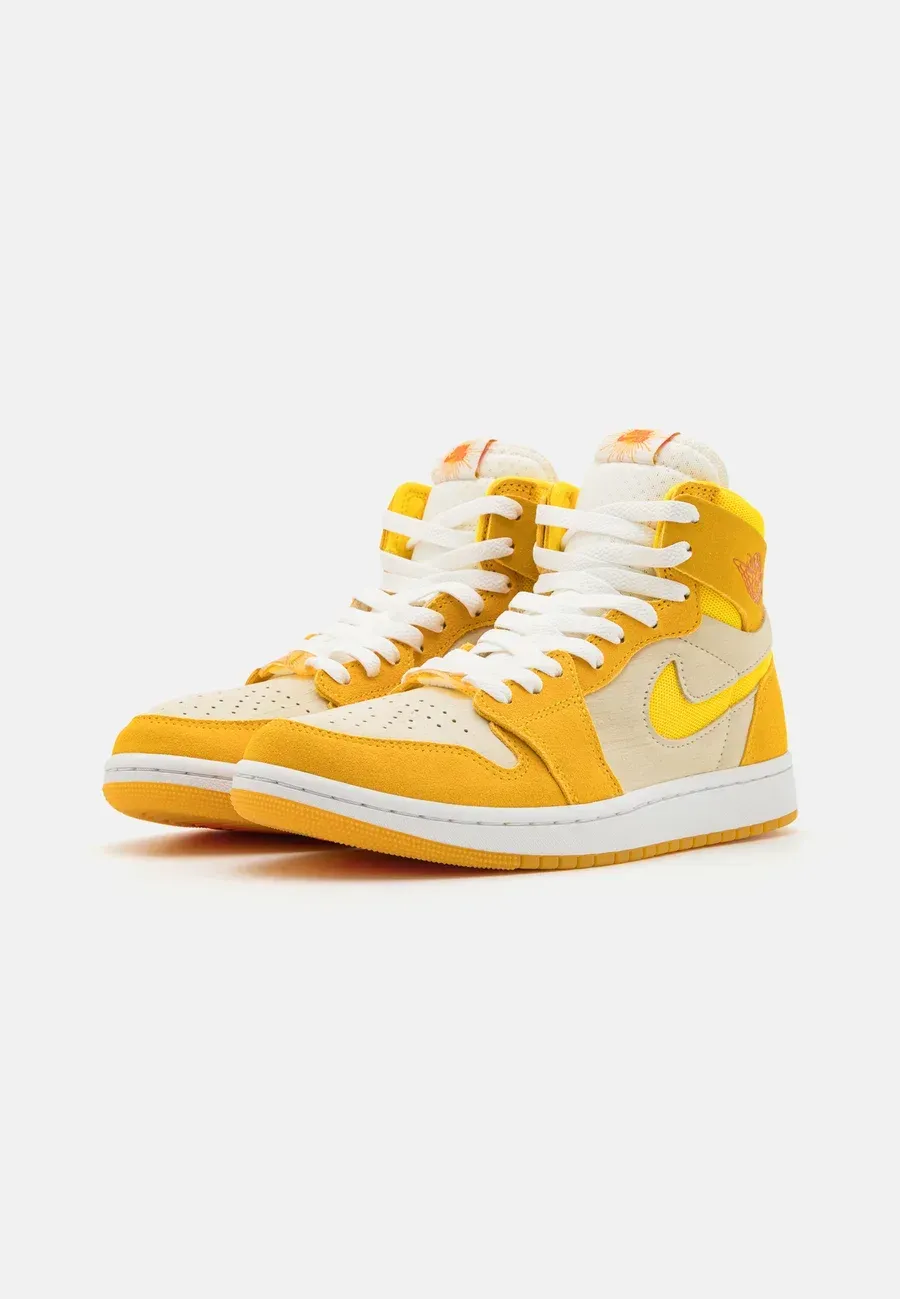 Фото № 2 с приближением к товару «‎AIR JORDAN 1 ZM AIR CMFT 2»