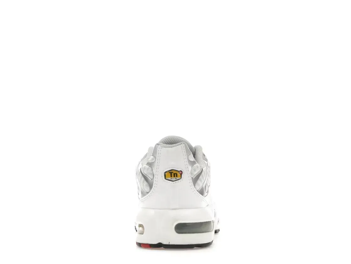 Фото № 4 с приближением к товару «‎Nike Air Max Plus»