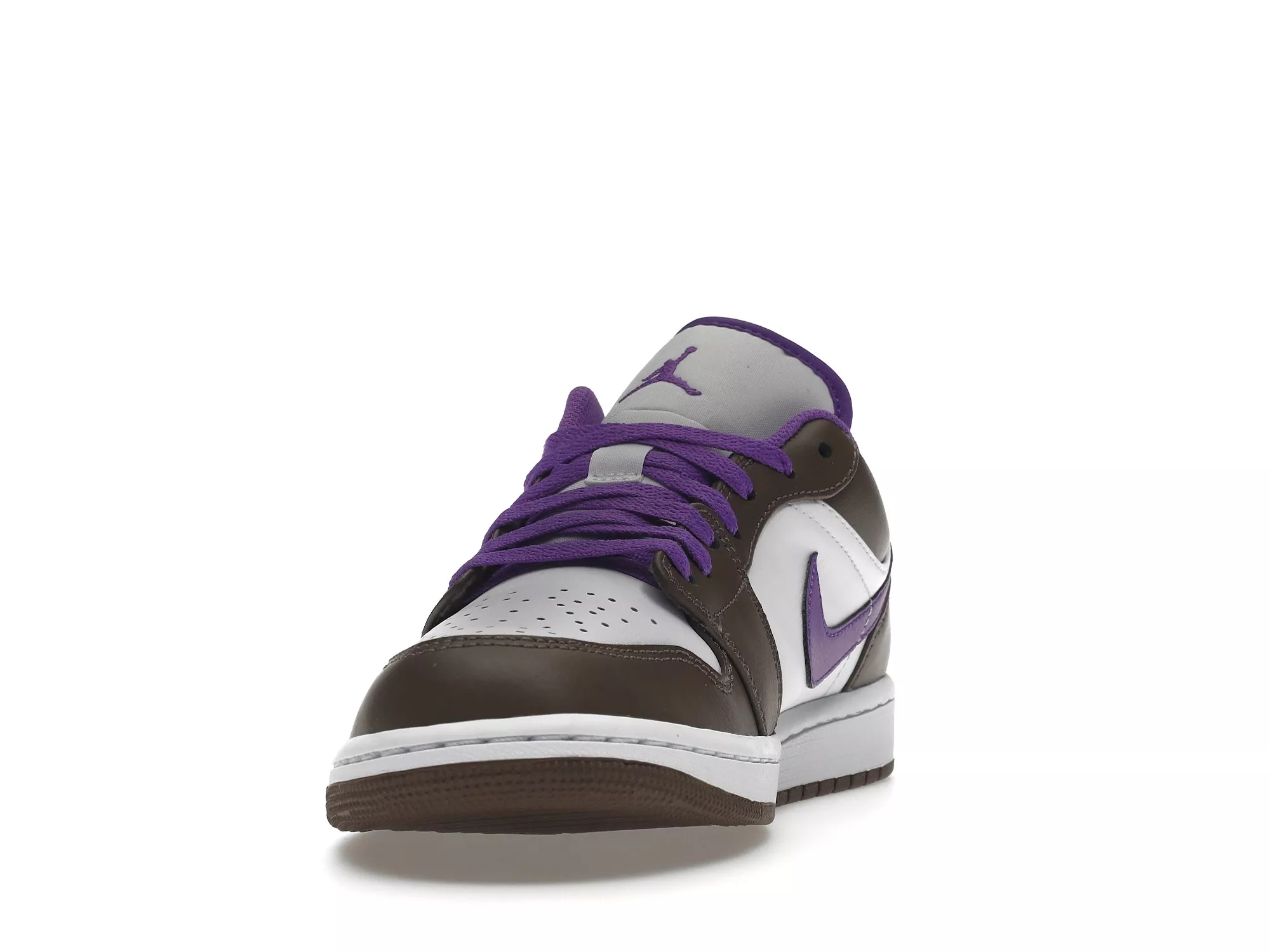 Фото № 3 с приближением к товару «‎Jordan 1 Low Purple Mocha»