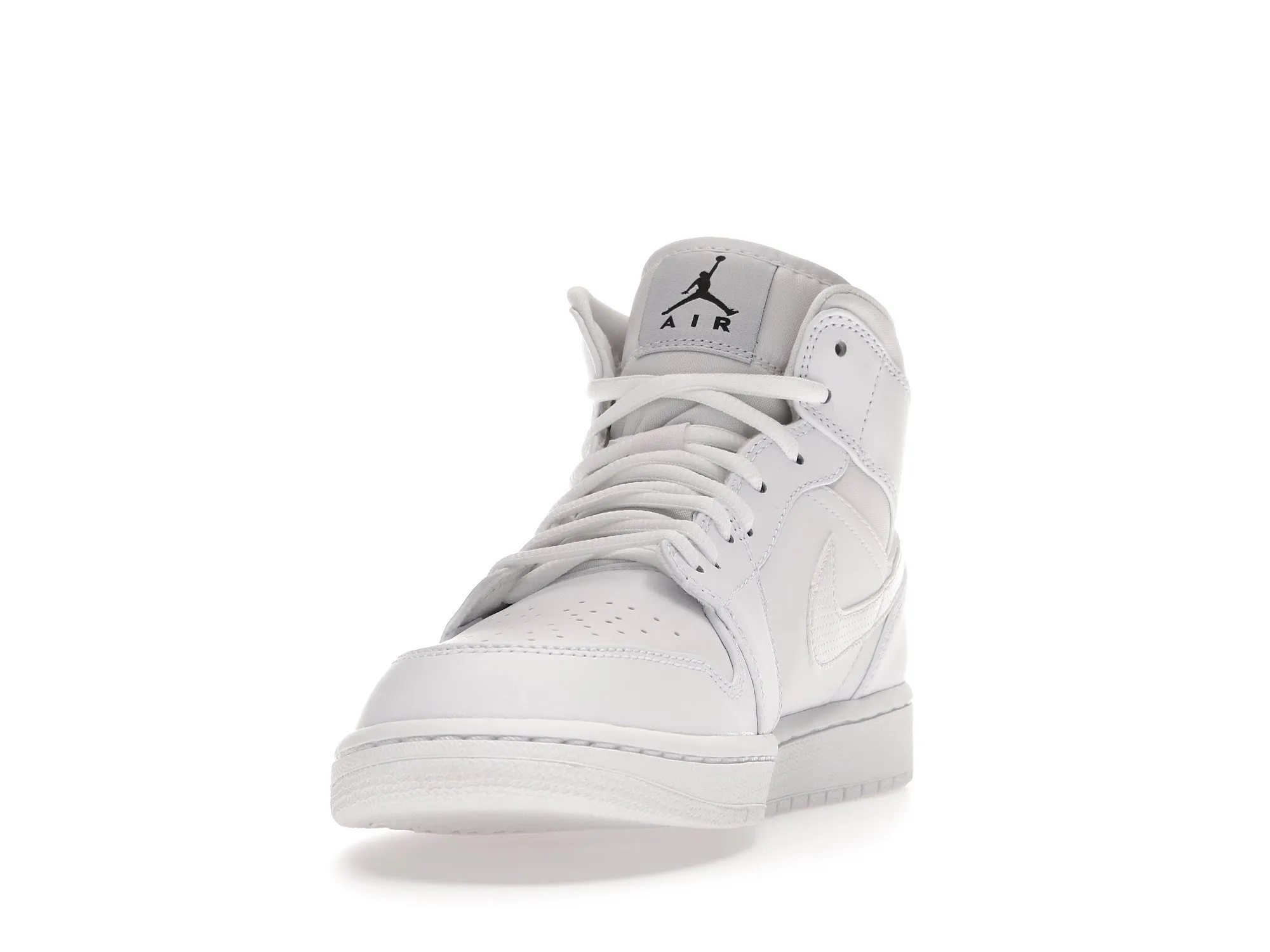 Фото № 3 с приближением к товару «‎Jordan 1 Retro Mid White (2017)»