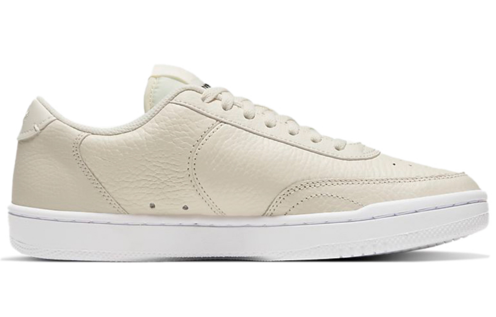 Фото № 2 с приближением к товару «‎Nike Court Vintage Premium Women»