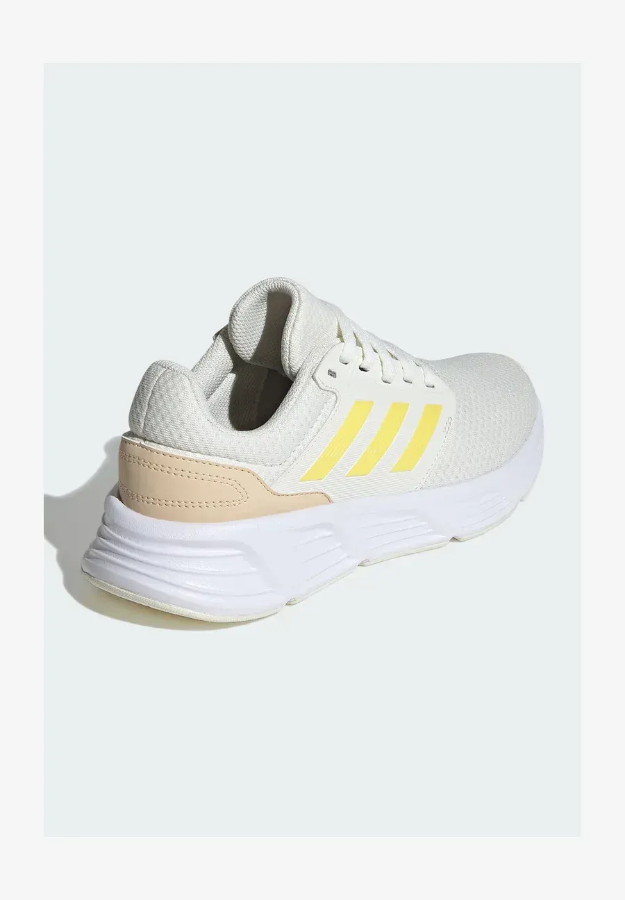 Фото № 4 с приближением к товару «‎GALAXY»