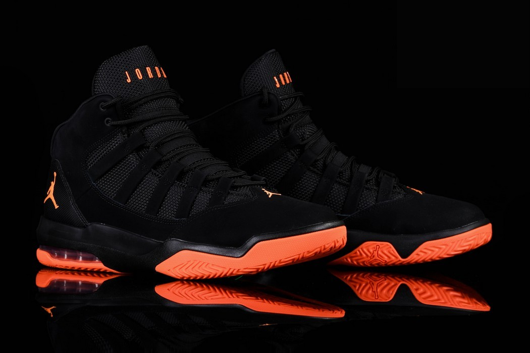 Фото № 2 с приближением к товару «‎Nike Air Jordan Max Aura »