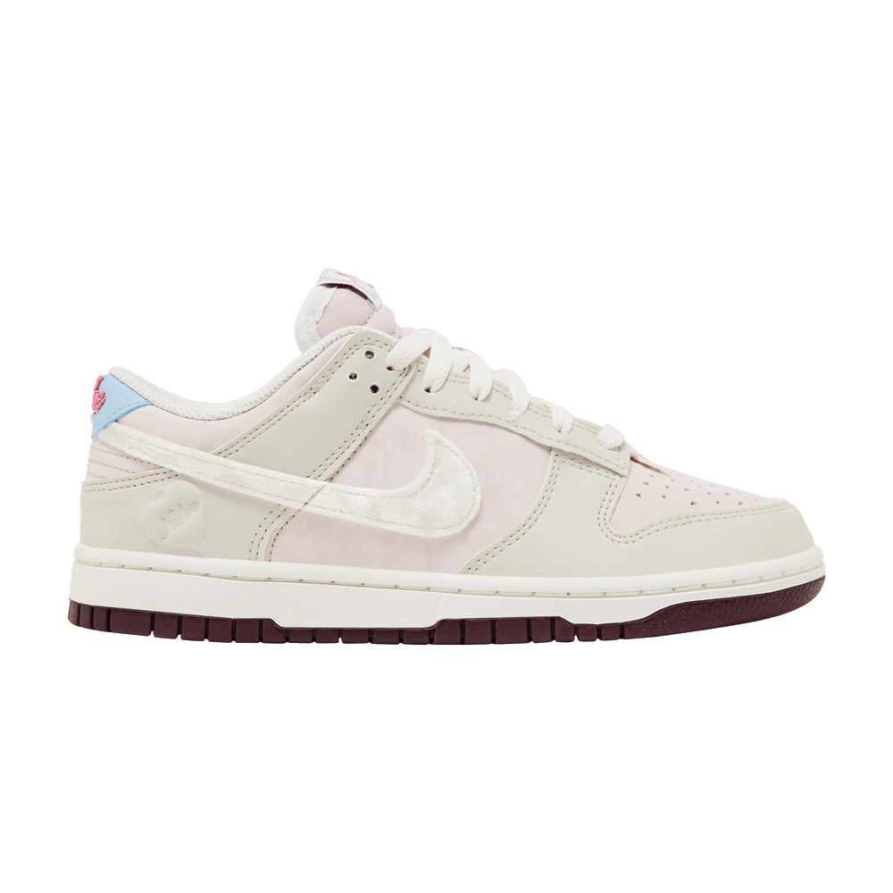 Nike Women's Dunk Low Valentines Day 2026