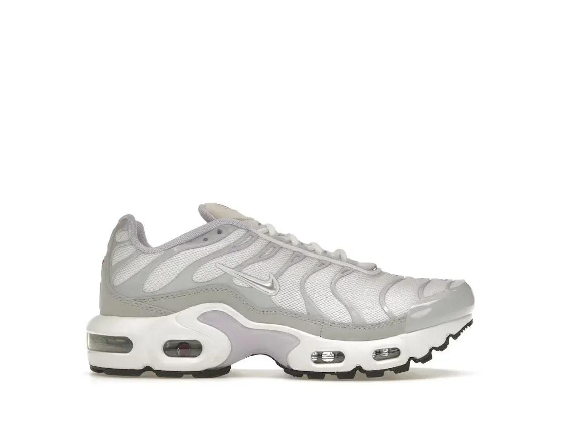 Фото № 1 с приближением к товару «‎Nike Air Max Plus»