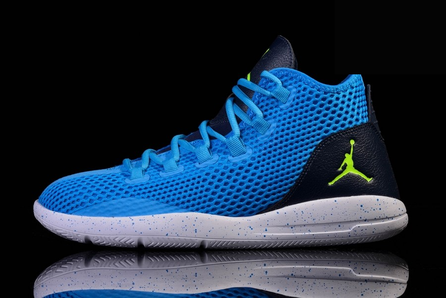 Фото № 3 с приближением к товару «‎Nike Air Jordan Reveal Photo »