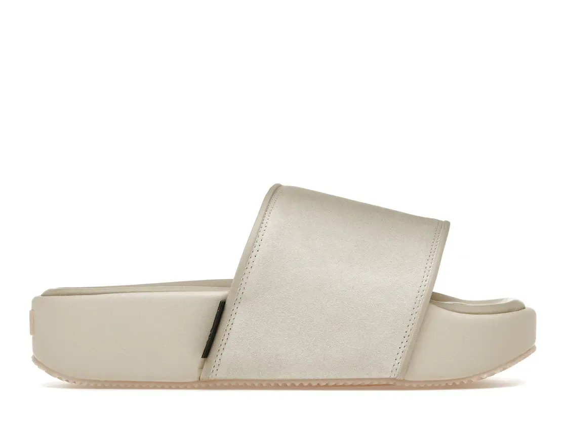 Фото № 1 с приближением к товару «‎adidas Y-3 New Slide Orbit Grey Bliss Linen»