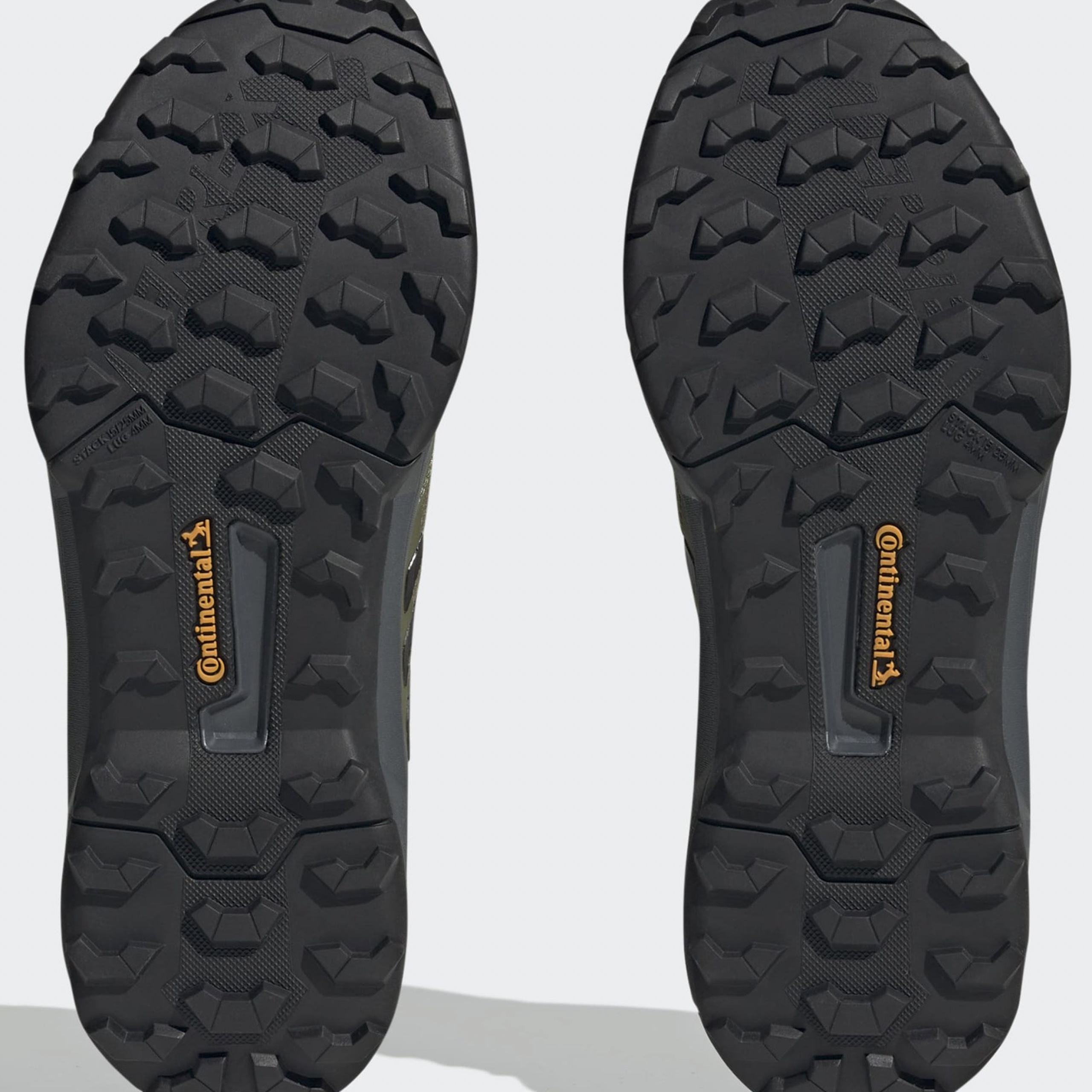 Фото № 3 с приближением к товару «‎Adidas Terrex Ax4»