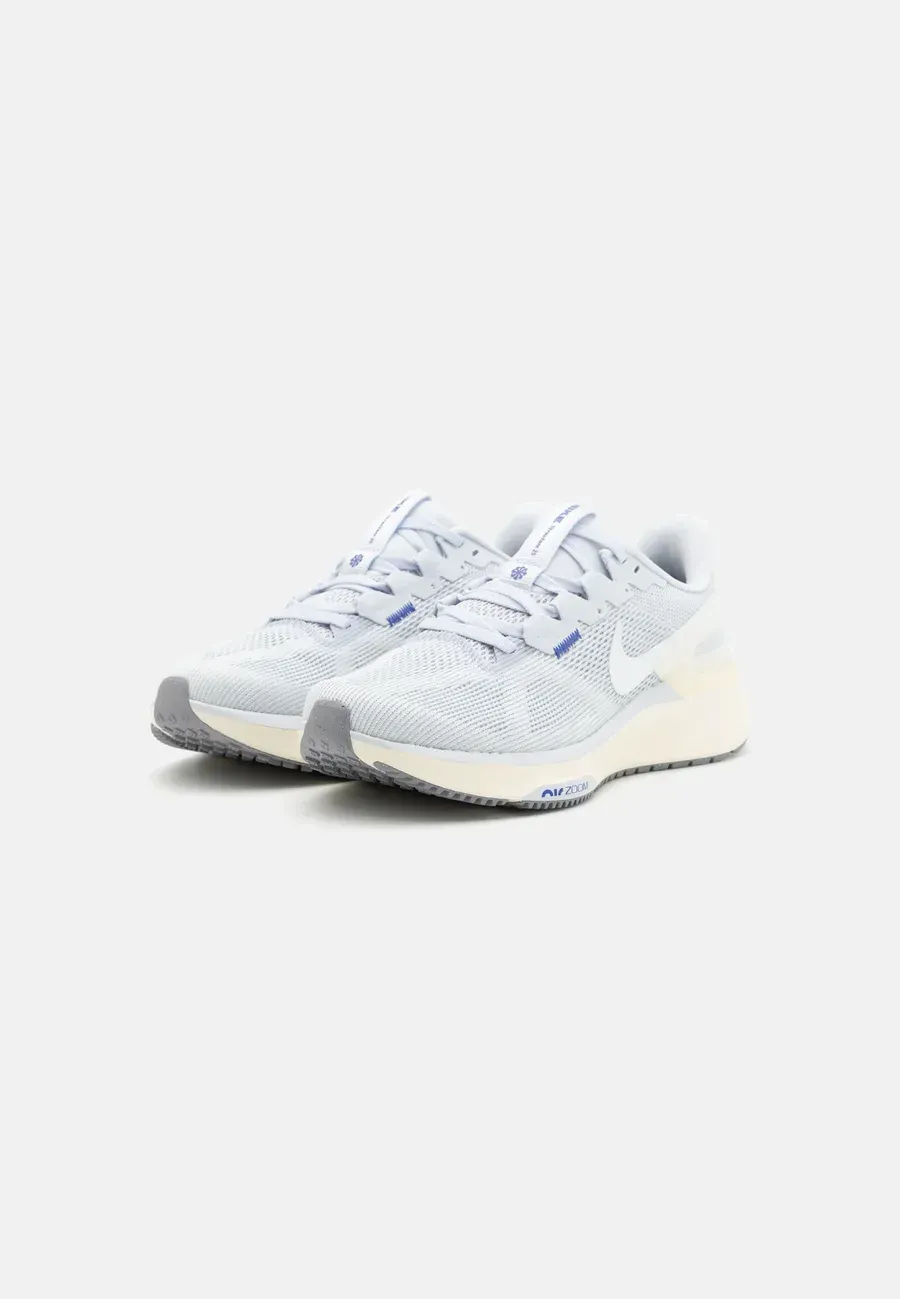 Фото № 2 с приближением к товару «‎AIR ZOOM STRUCTURE 25»