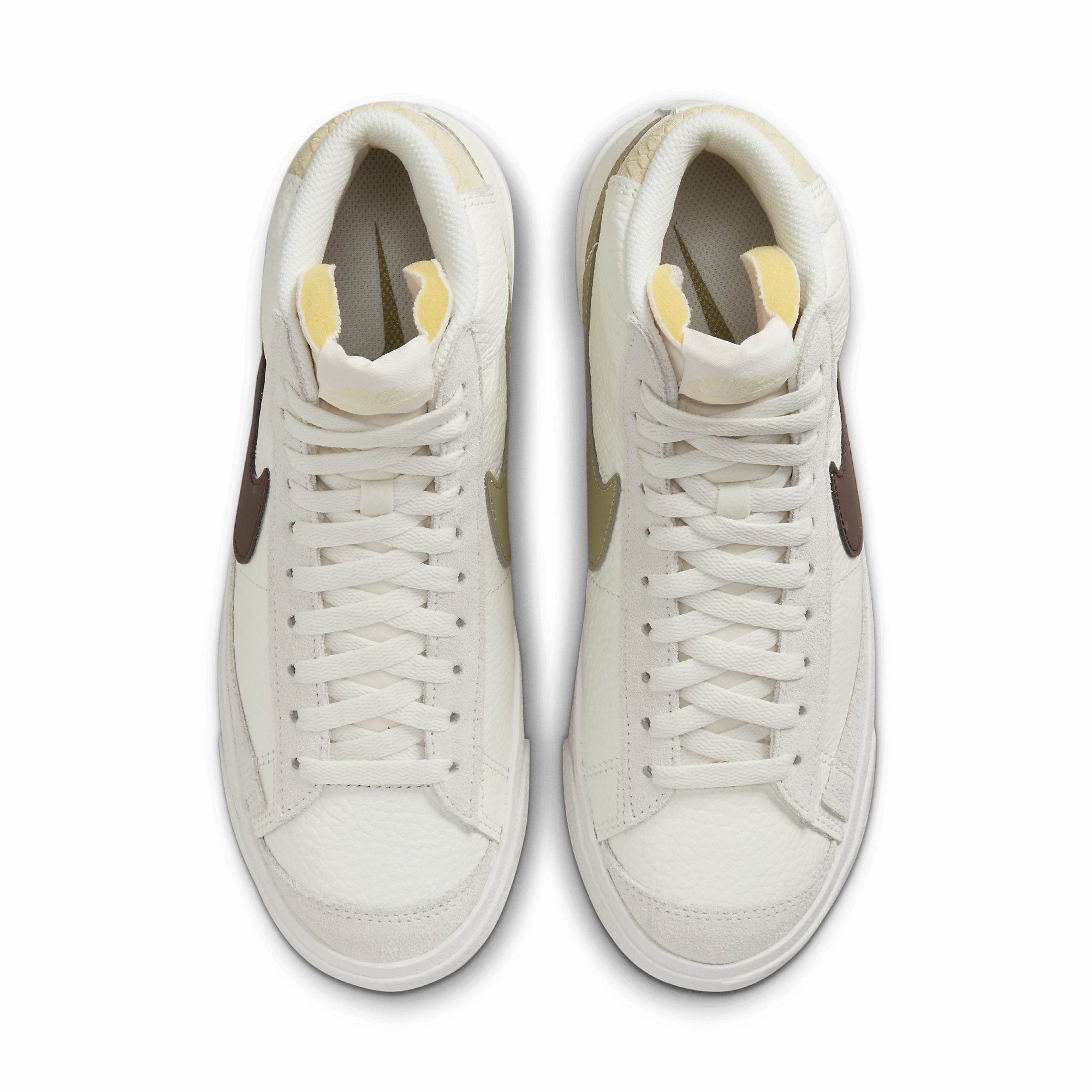 Фото № 5 с приближением к товару «‎Nike »